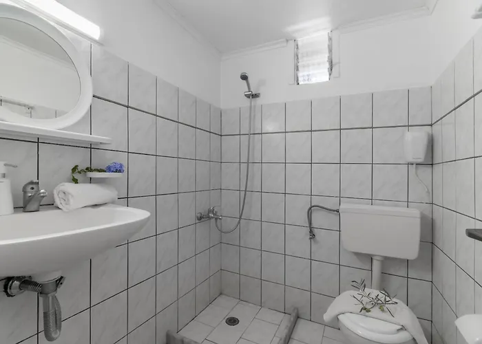 アパート Krinos 2 *